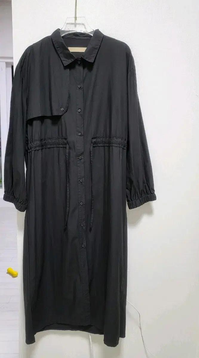 ywz 블랙 롱 셔츠 원피스겸 트렌치코트입니다55-7