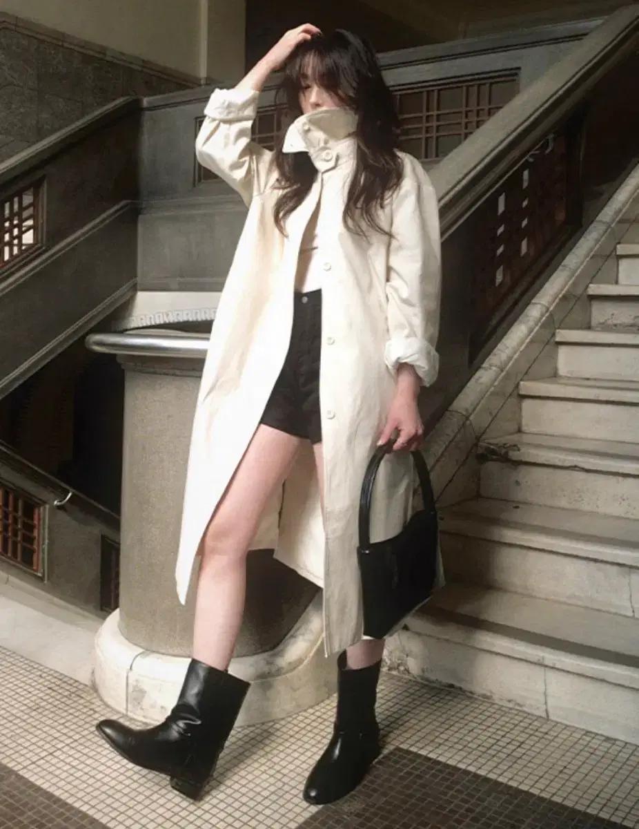 아이보리 롱 트렌치 코트