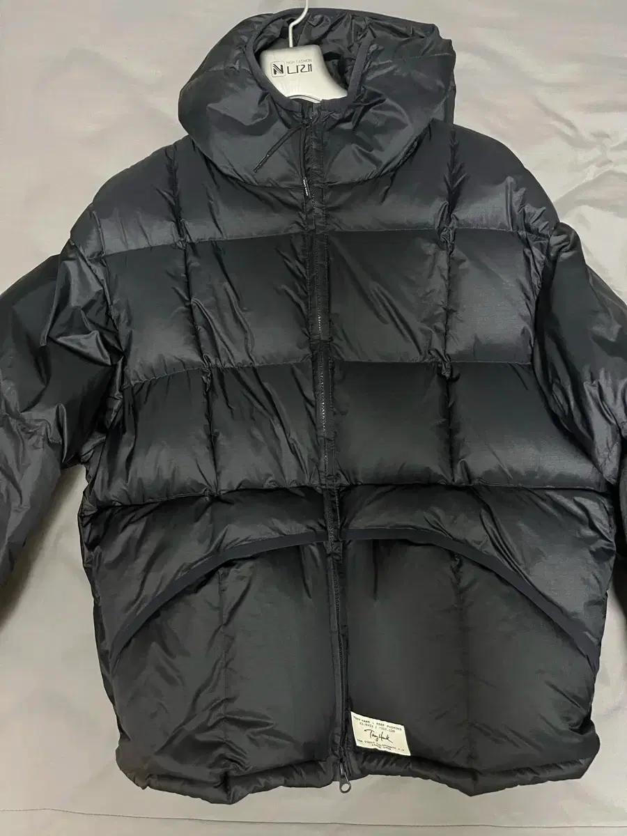 토니호크 스퀘어 프리미엄 다운 후드 숏푸퍼 네이비