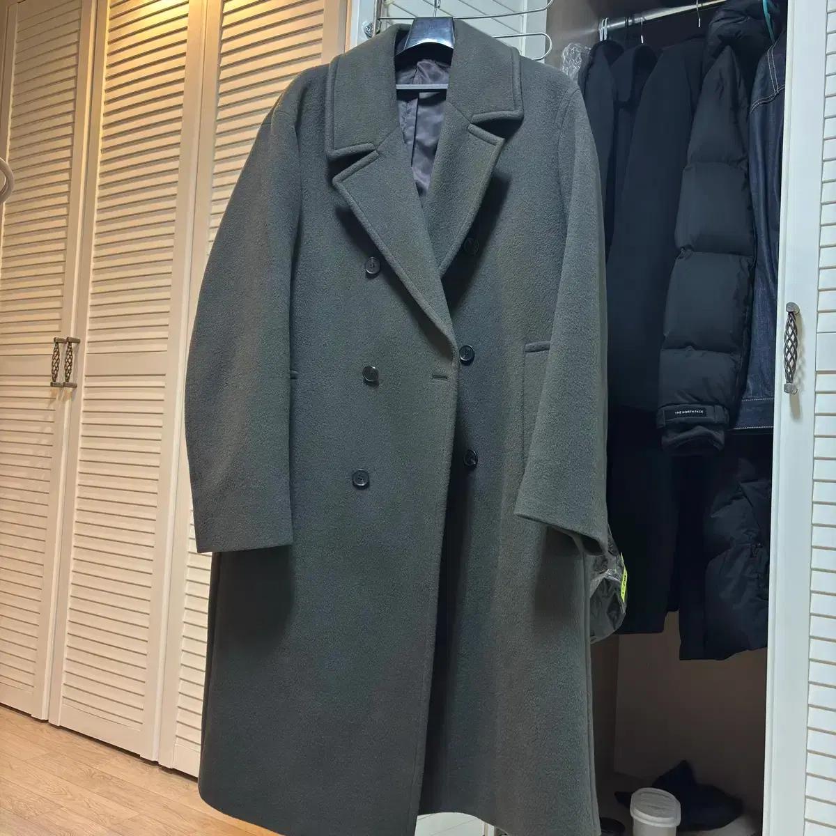 지이크 울 캐시미어 롱 코트 카키색