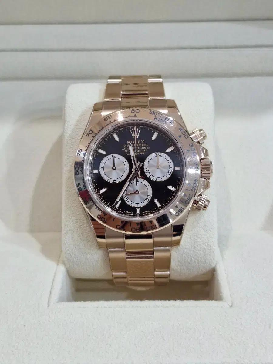 로렉스 데이토나 검판 금통 24년 판매합니다
