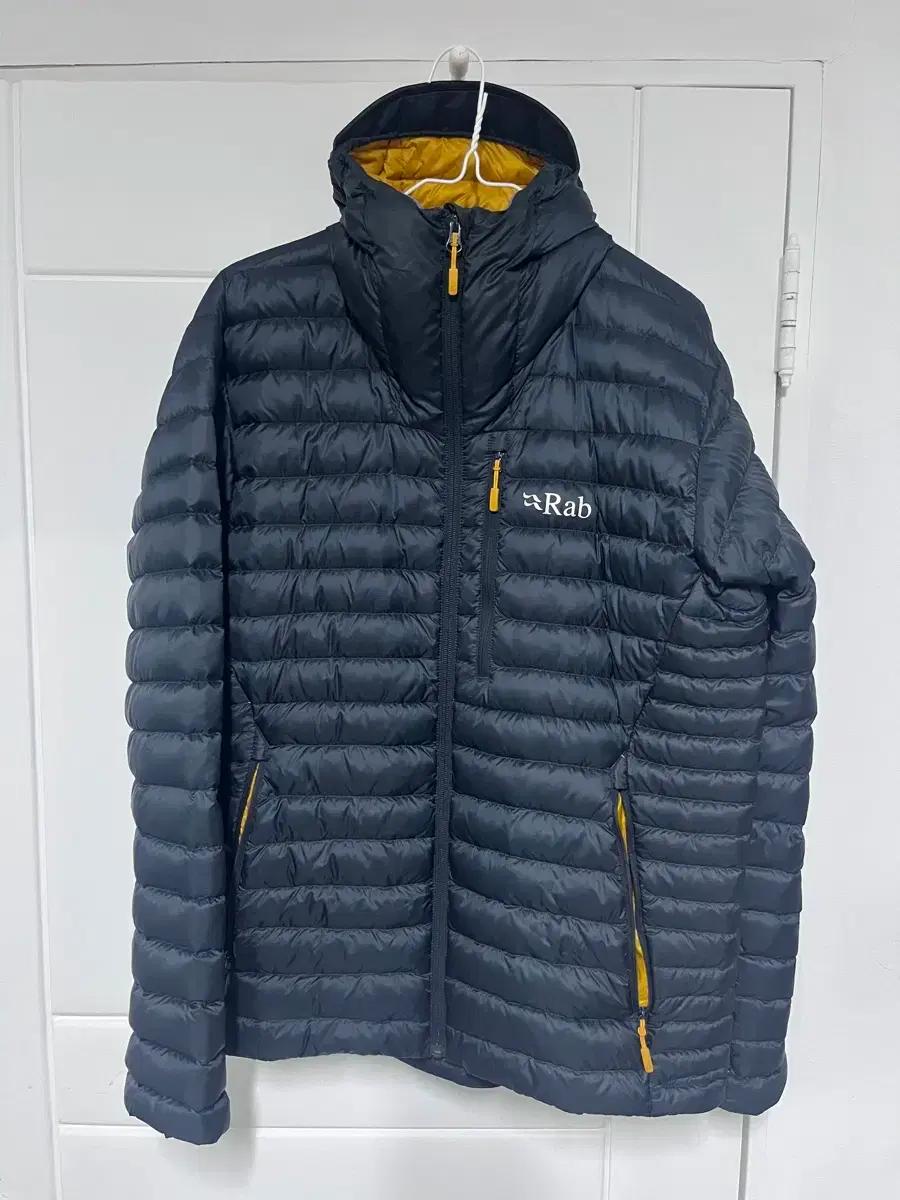 [M] 오늘만 rab 알파인 자켓 경량패딩 벨루가