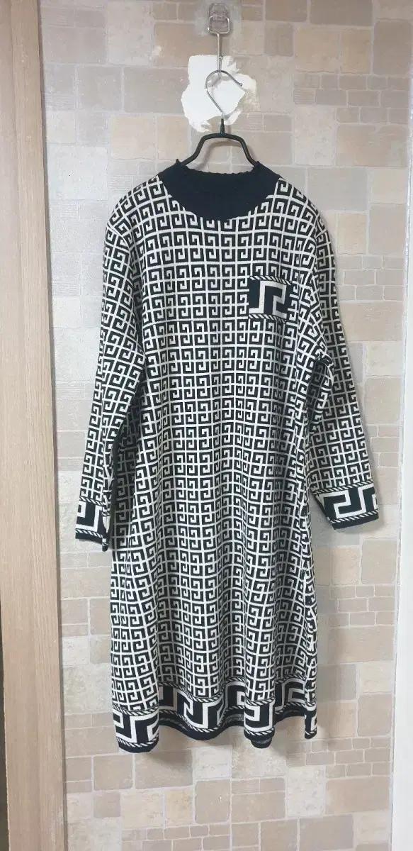 여성 니트원피스(새옷)