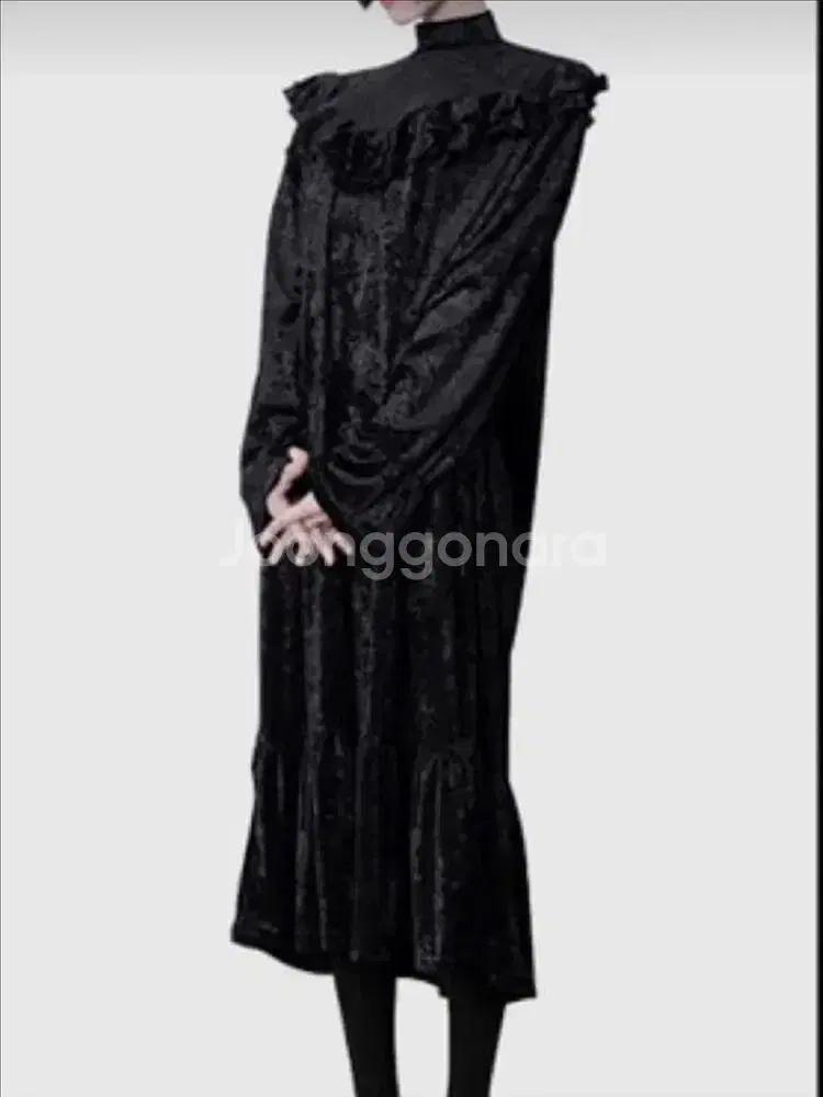 피소녀 베릴 프릴 드레스(벨벳)