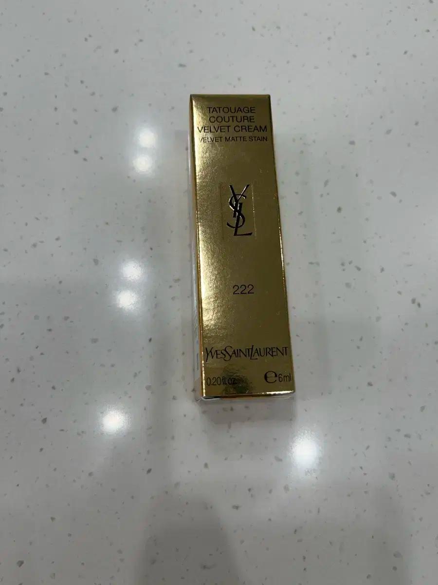 입생로랑 따뚜아쥬 꾸뛰르 벨벳 크림 틴트 222