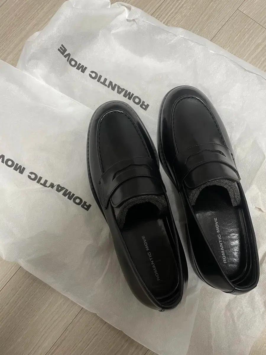 로맨틱무브 굿대디 로퍼 250 새상품