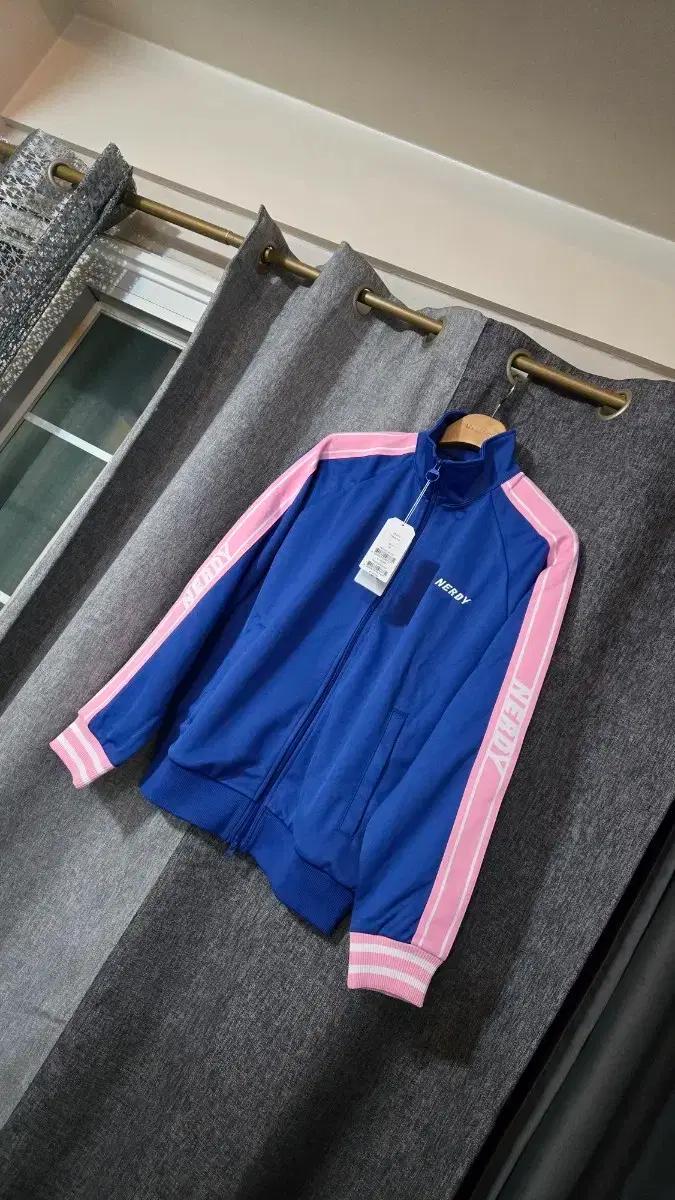 널디 팔레트 트랙탑 블루 M/새상품