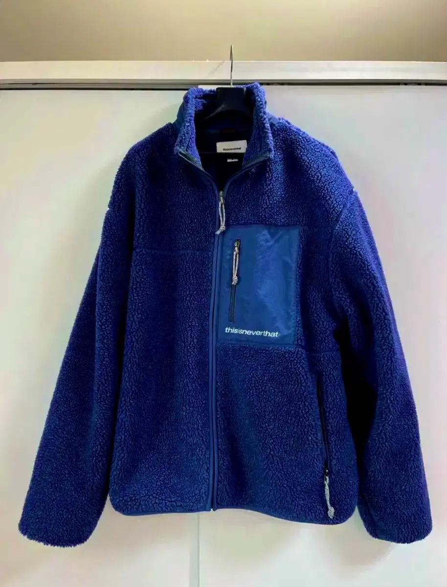 디스이즈네버댓 플리스 자켓