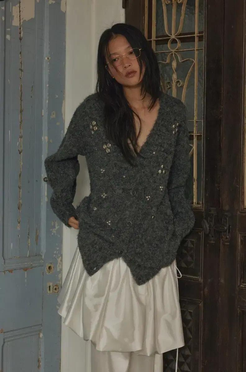 아우어솔티 Disco Sparkle Cardigan 가디건 그레이(새제품