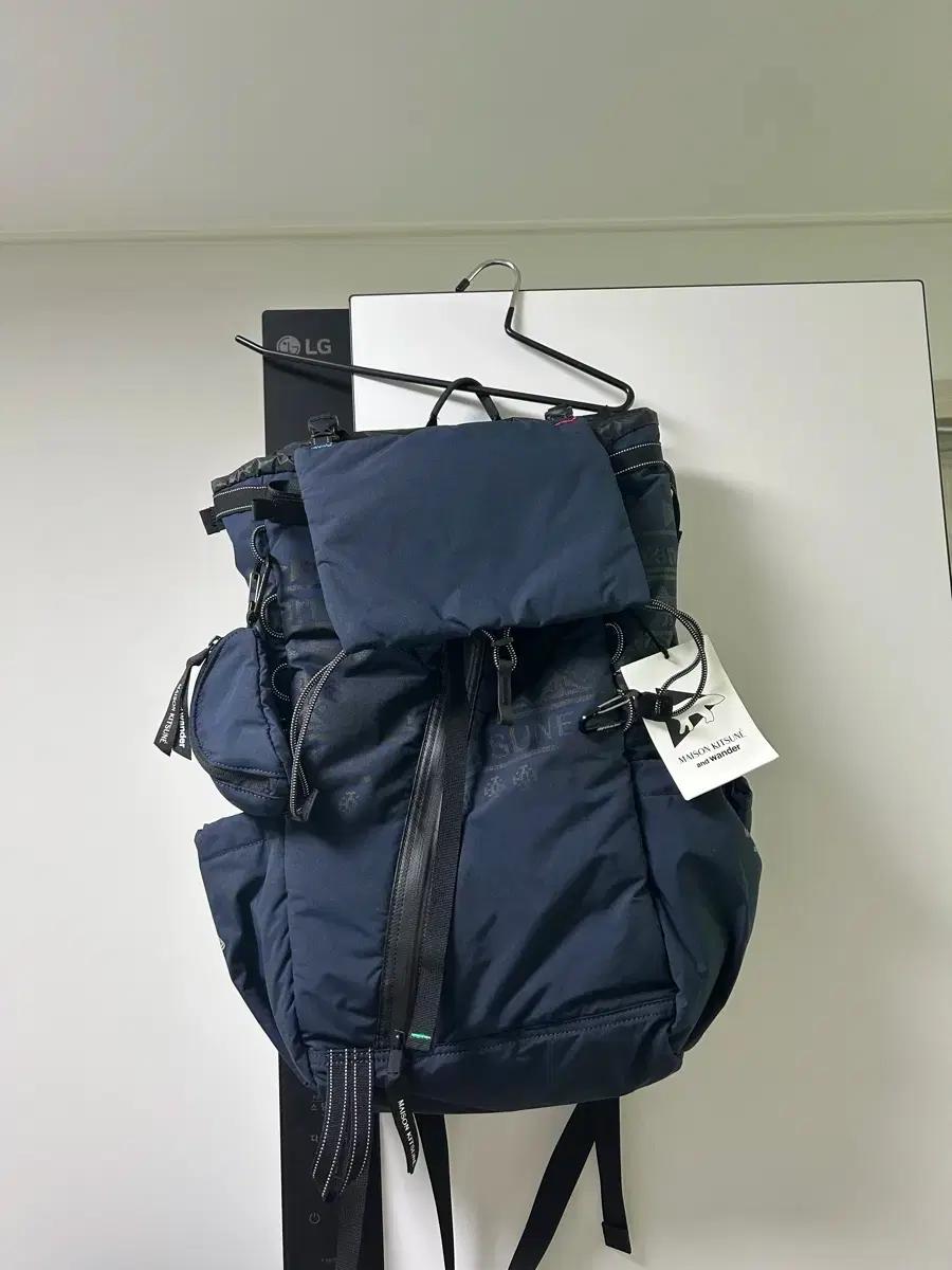 앤드원더 메종키츠네 30L 백팩