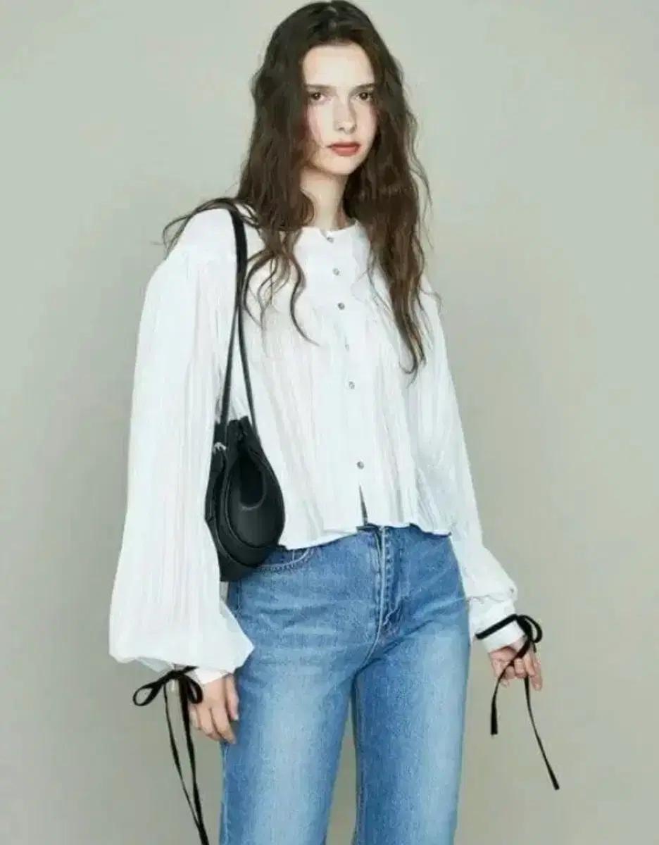 글로니 블라우스