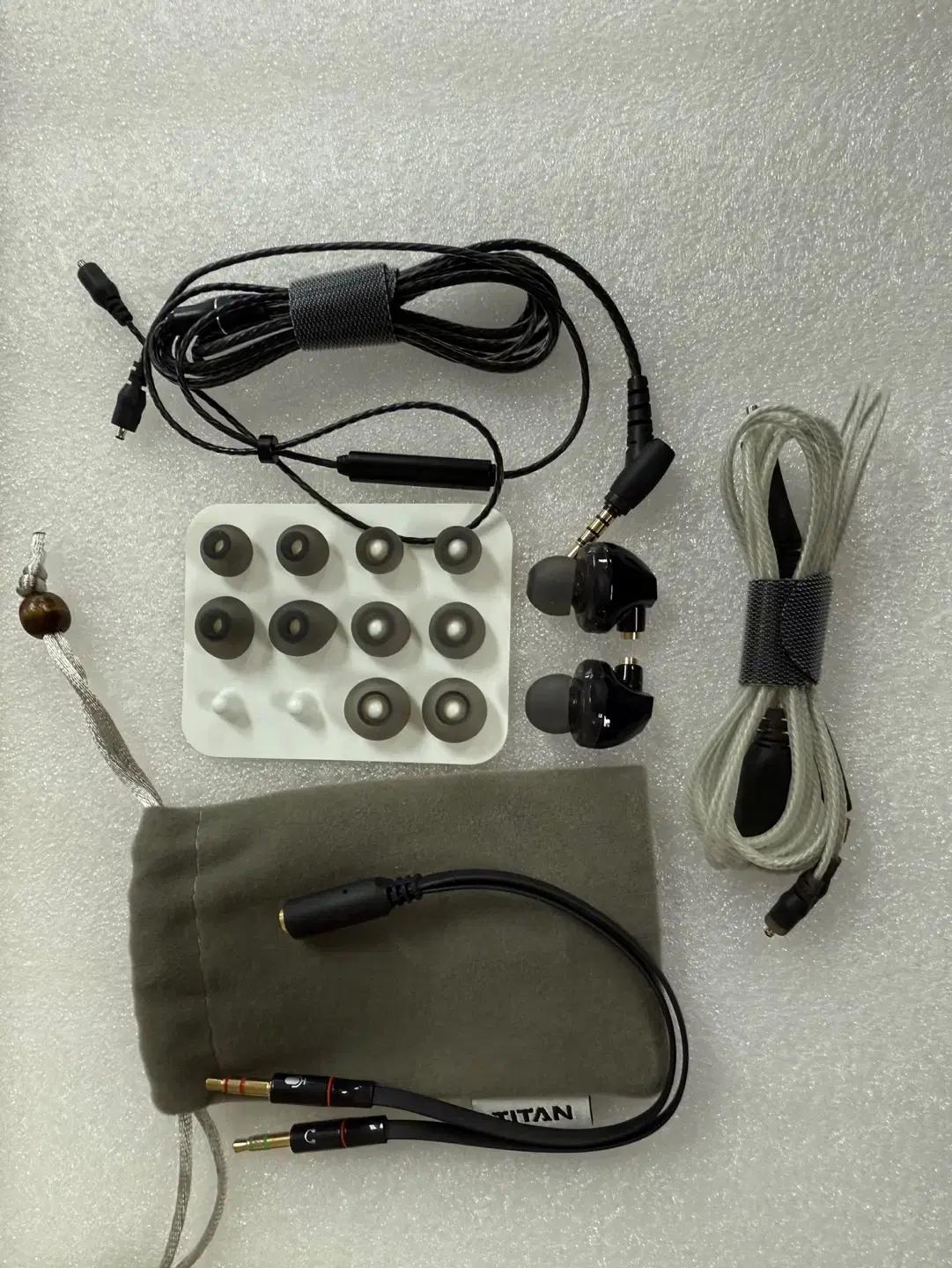 제닉스 타이탄 게이밍이어폰 (TITAN_INEAR)