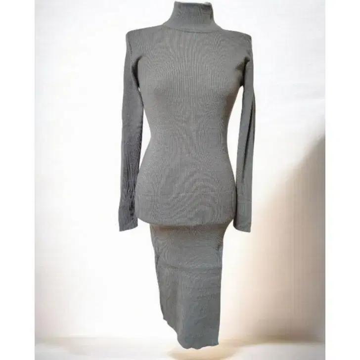 골지 니트 롱 원피스, 반목폴라 니트 원피스