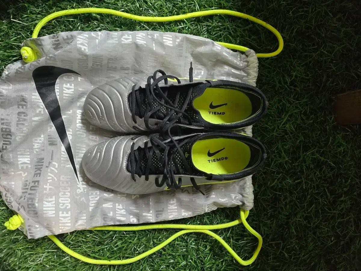 나이키 티엠포 레전드10 엘리트 ag 265