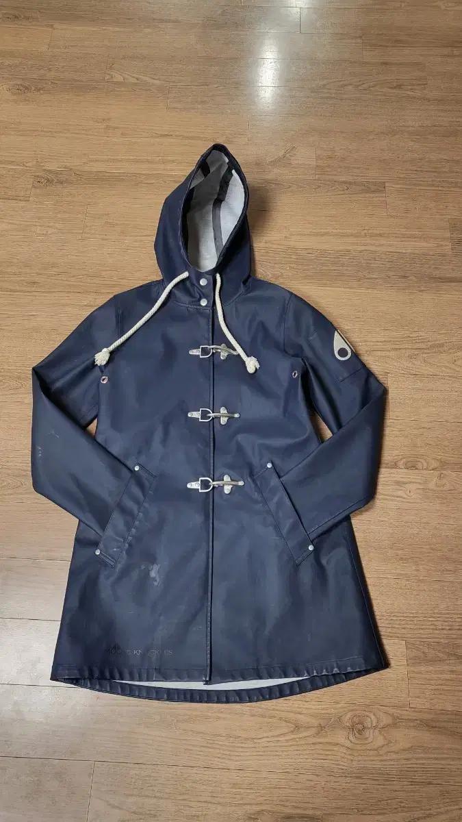 무스너클 레인바람막이 코트