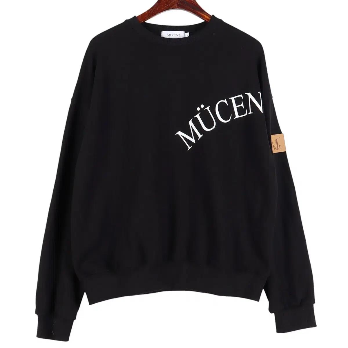 무센트 MUCENT 레더 포인트 시그니처 맨투맨 / k731