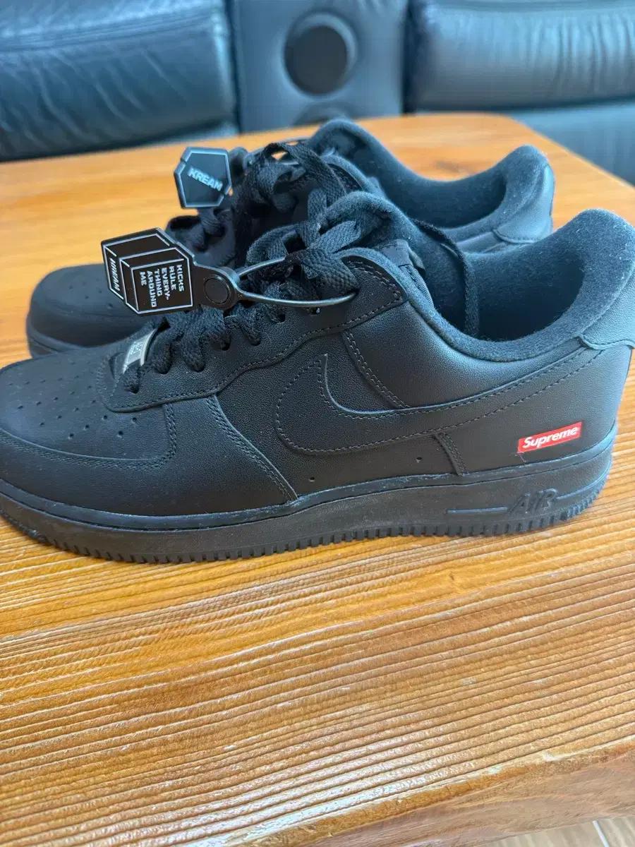 [275]새상품 나이키 에어포스1 슈프림 블랙