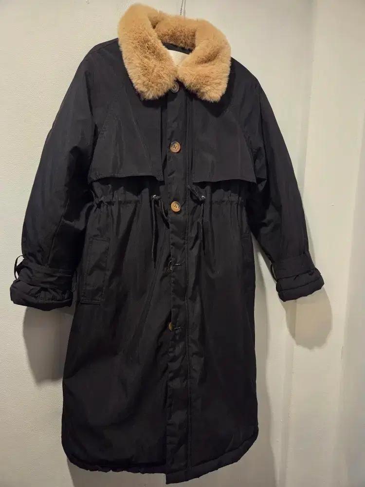 ENC 퍼 칼라 블랙 롱 패딩 코트