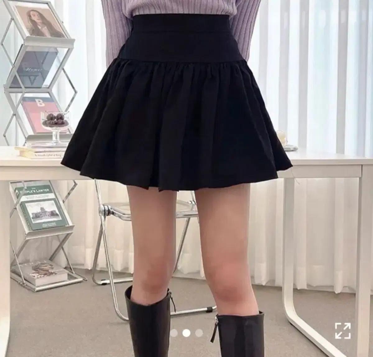 A라인 셔링 플리츠 미니 스커트