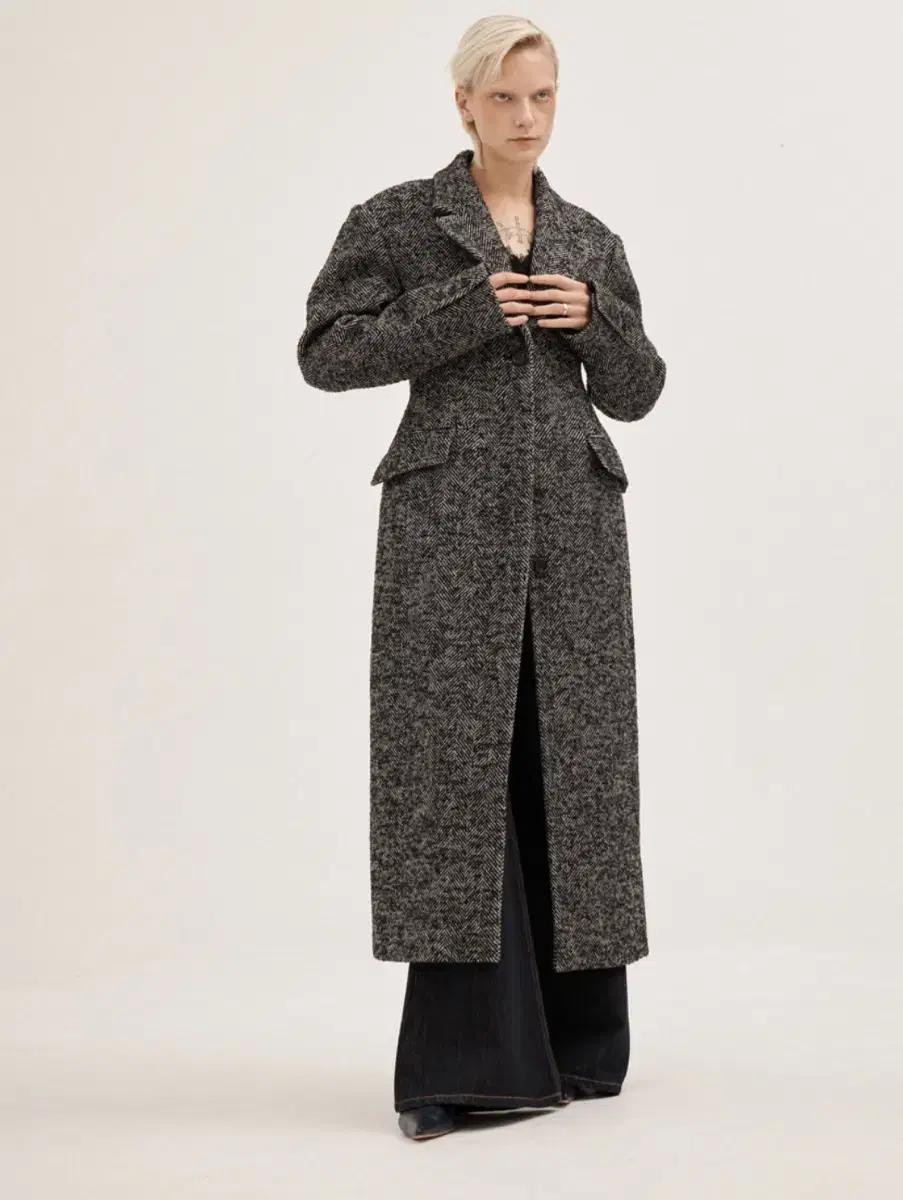 (새상품)브론 아워글래스 헤링본 롱코트