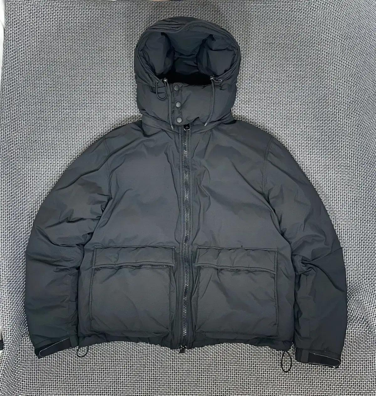 FCA X STEVEN ALAN X NANGA 패딩 (M)