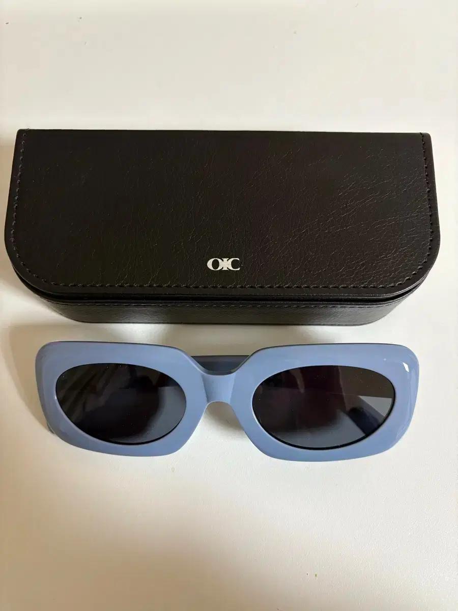 급처)OIOICOLLECTION X CARIN 콜라보 선글라스  ROUN