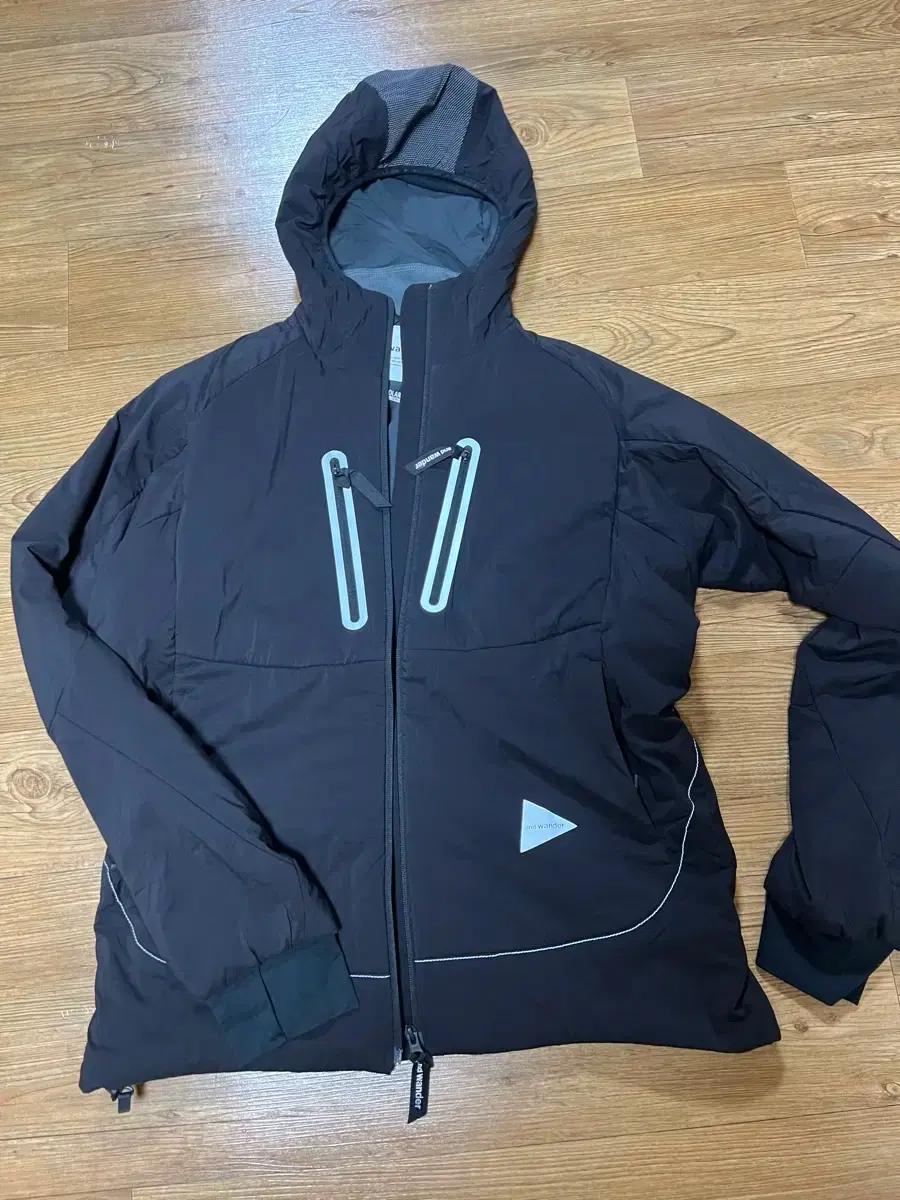 앤드원더 알파에어 후디 xxl