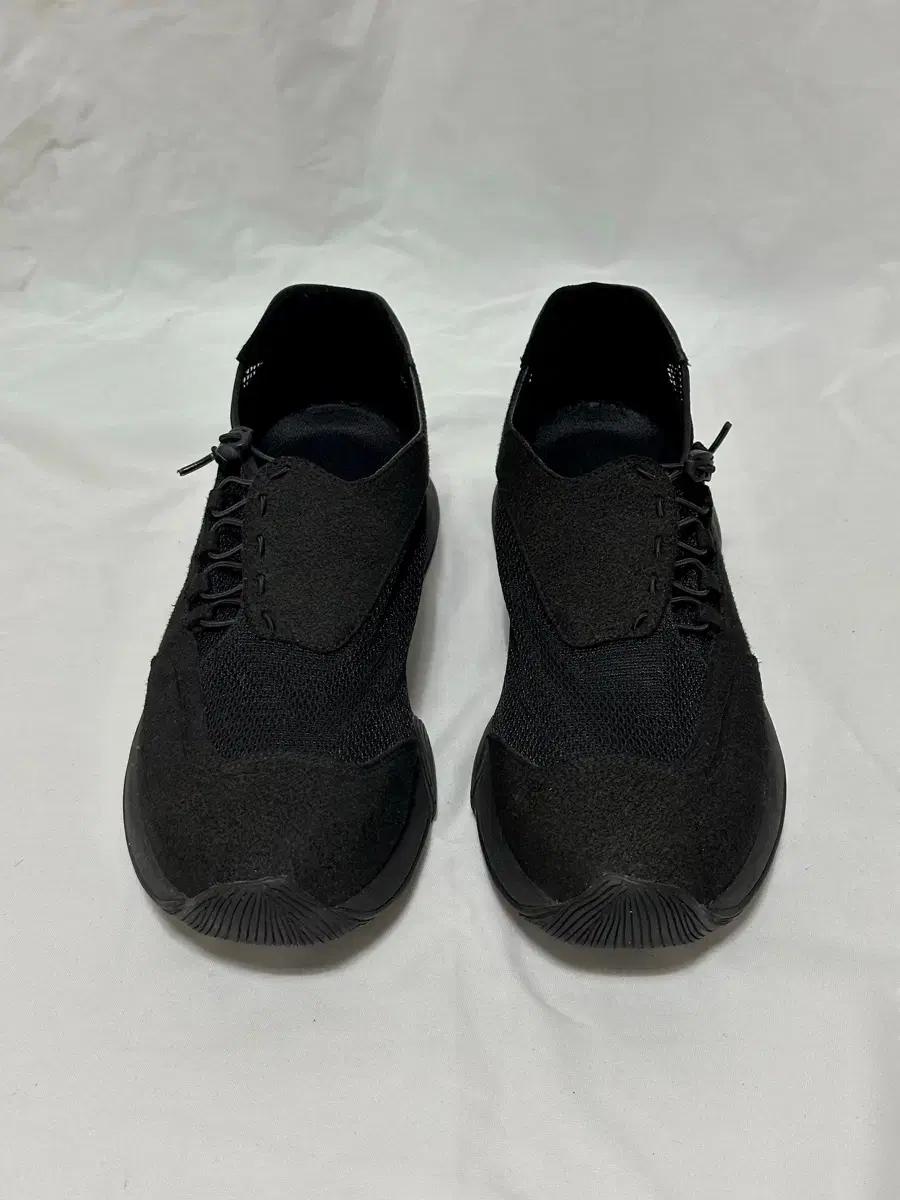 옴므플리세 이세이 미야케 브리즈 스니커즈