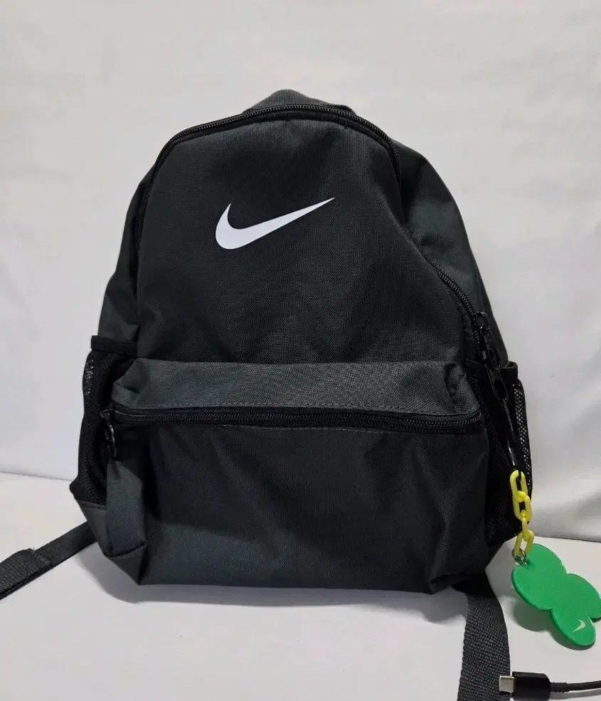 나이키 유아동 가방 백팩 팔아요 새상품