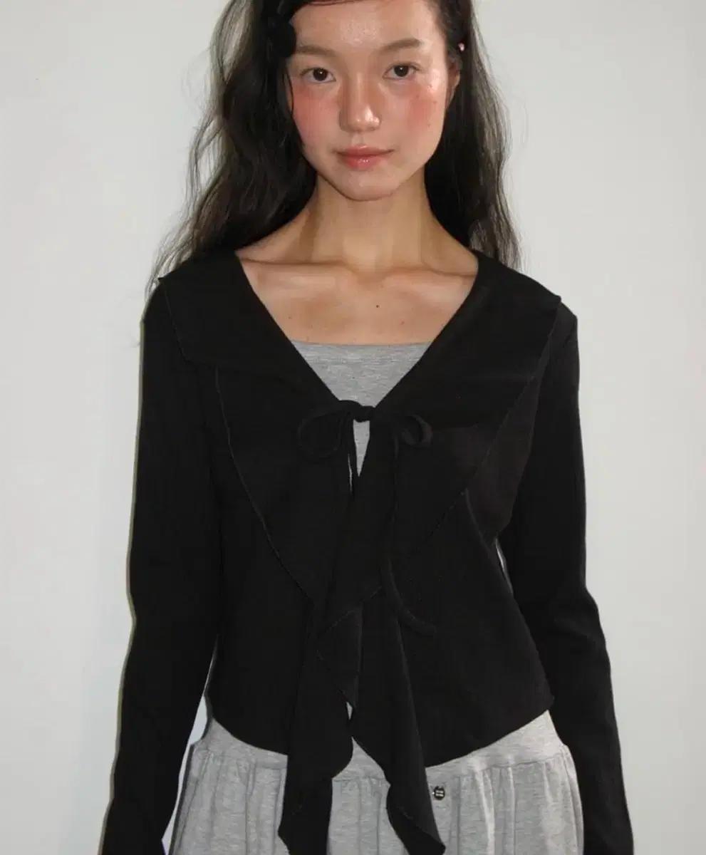 론론 세일러 프릴 가디건 블랙