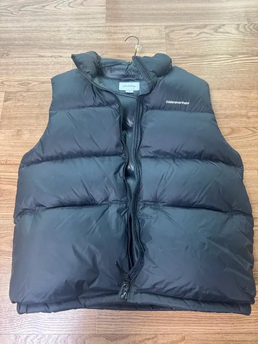 디스이즈네버댓 조끼패딩
