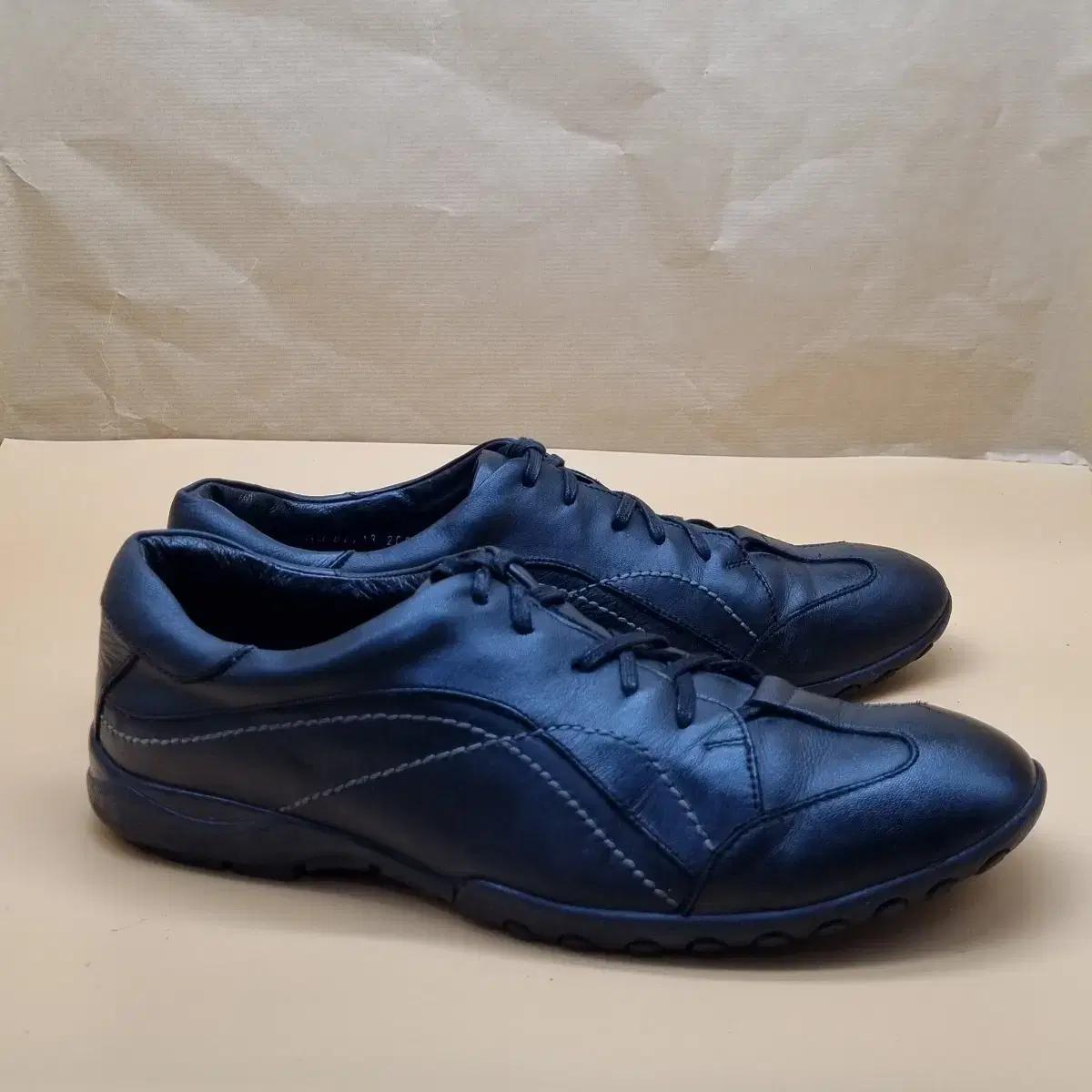 무크 남성가죽스니커즈 실사이즈270