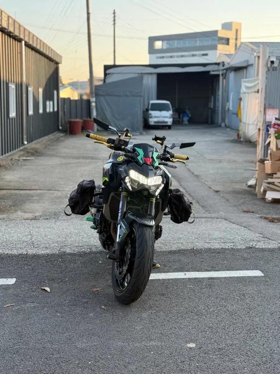 가와사키 z900 (2021)