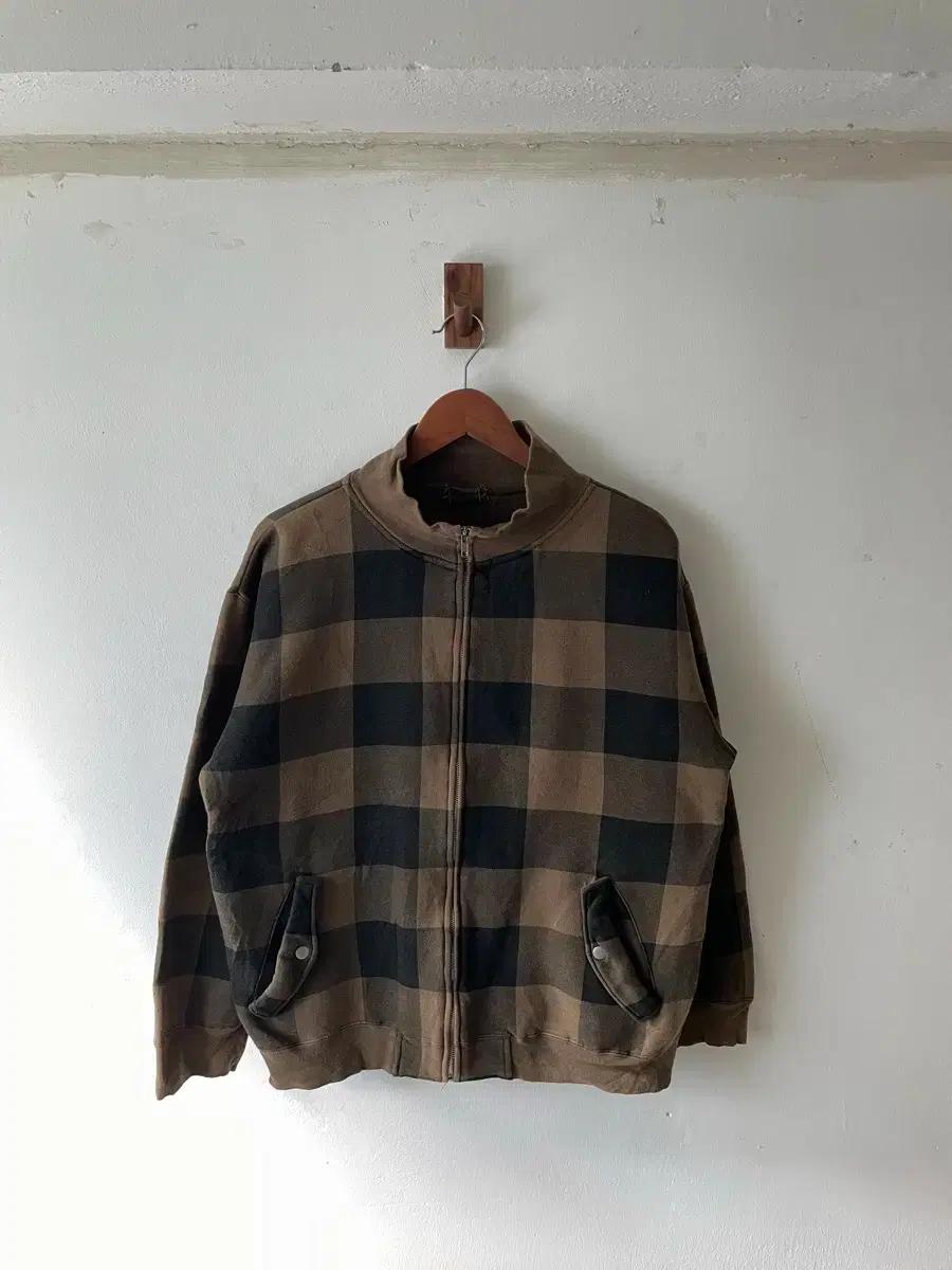 JPN Vintage Funky Bass Check Zip