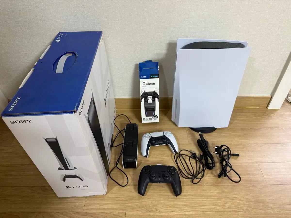 ps5 플레이스테이션5 디스크(컨트롤러2개,충전 거치대)