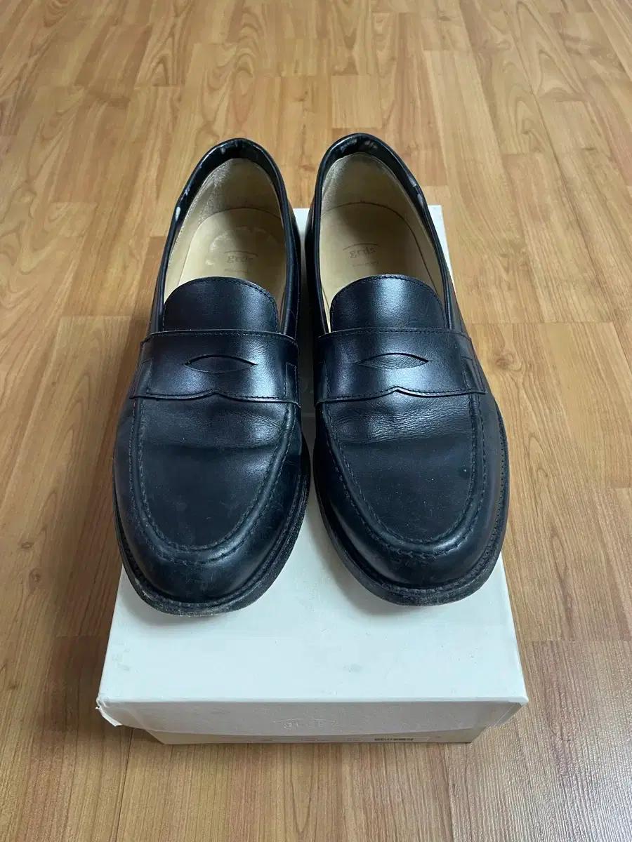 grds 로퍼 42.5팝니다