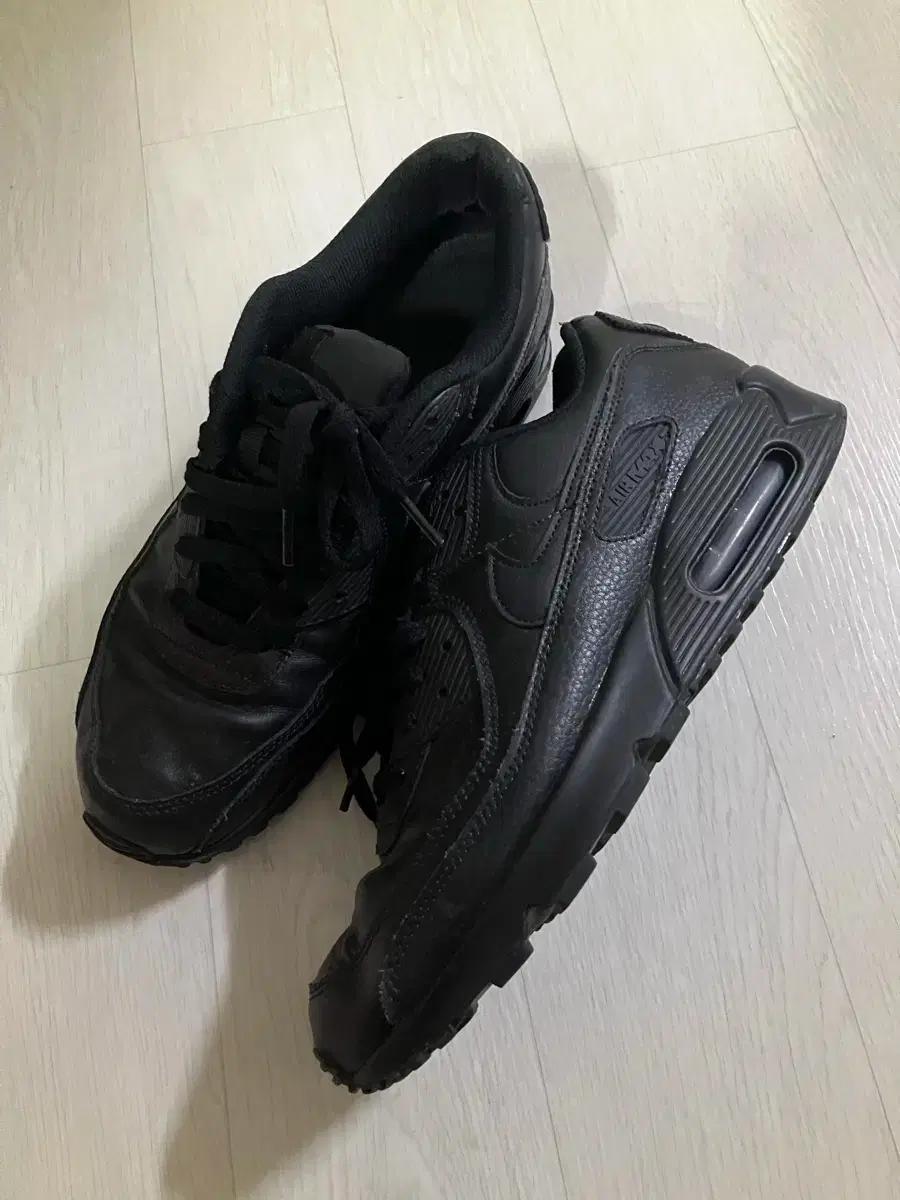 [285] 나이키 에어맥스90 올검 레더