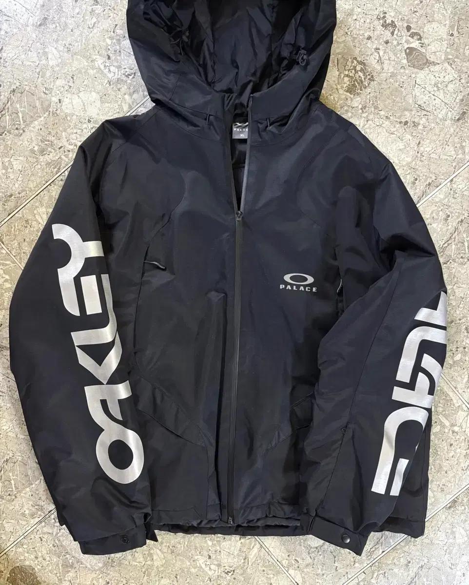 정품 팔라스 오클리 스노우 자켓 24fw xl 보드복