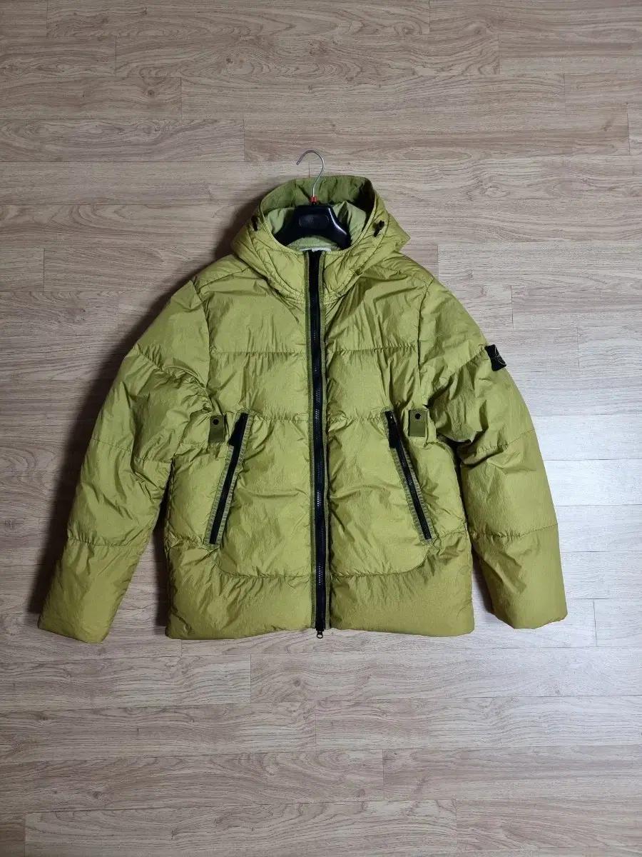 스톤아일랜드 크링클랩스 다운 패딩 자켓