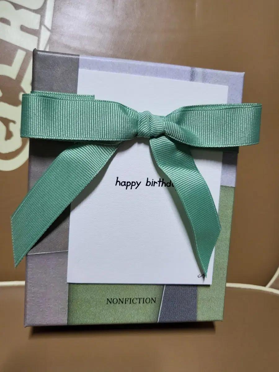 논픽션 핸드크림30ml+립밤 선물세트 (미개봉)