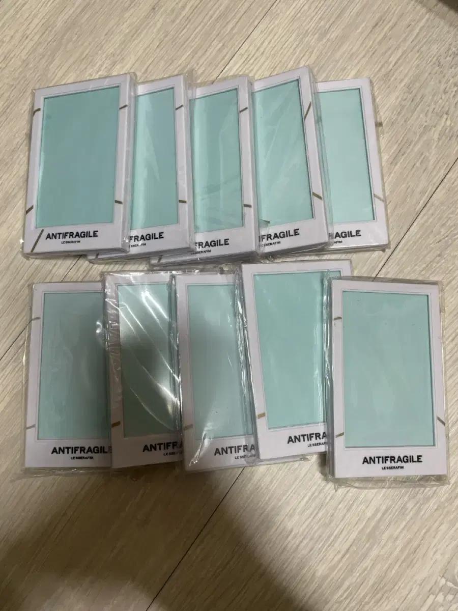 르세라핌 앤티프래자일 액자 미개봉