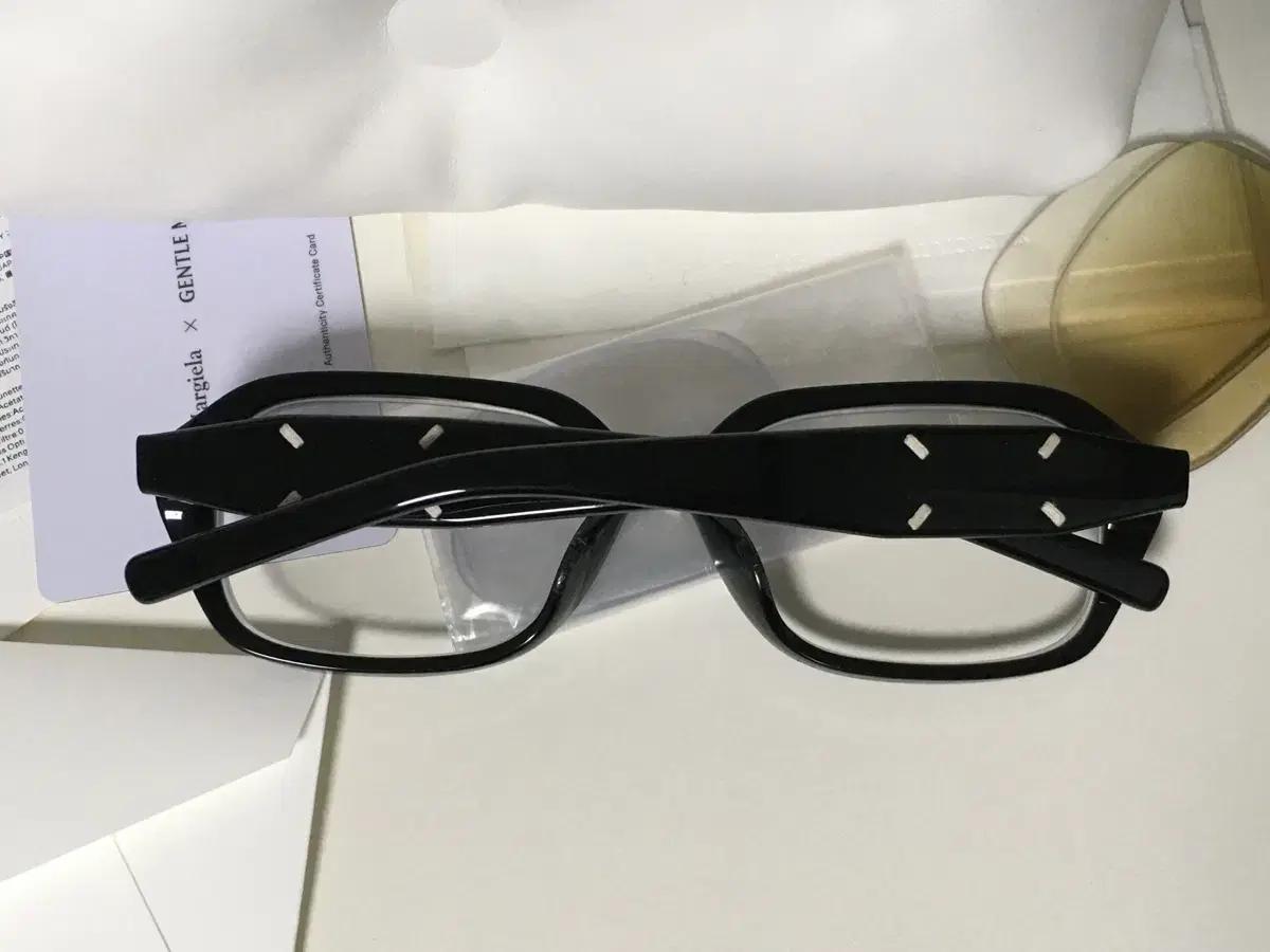 마르지엘라 젠틀몬스터 mm212