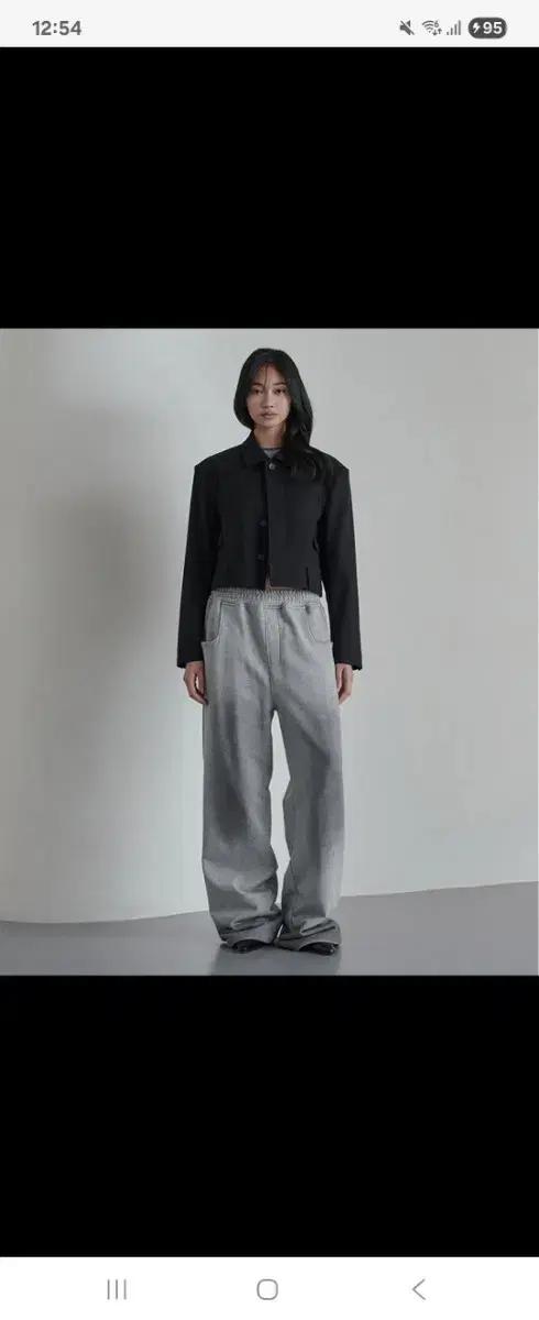 YIYAE 이예 플레어 스웻팬츠