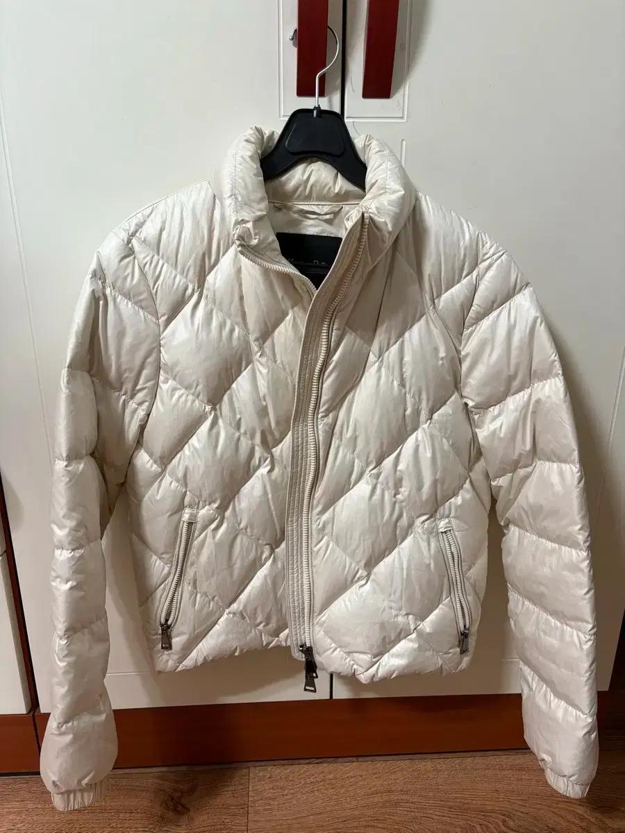 마시모두띠 다운 & 페더 다이아몬드 푸퍼 자켓