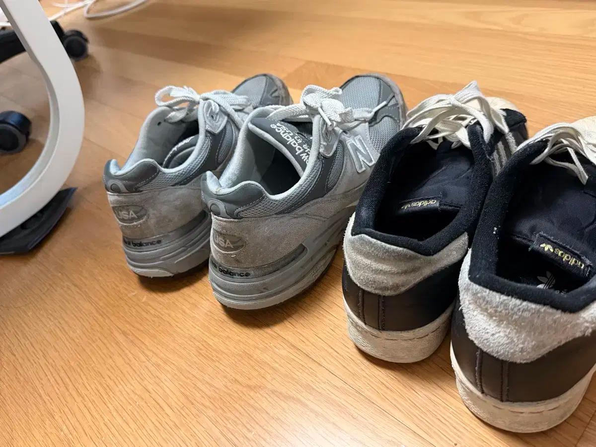 뉴발 993 아디다스 82