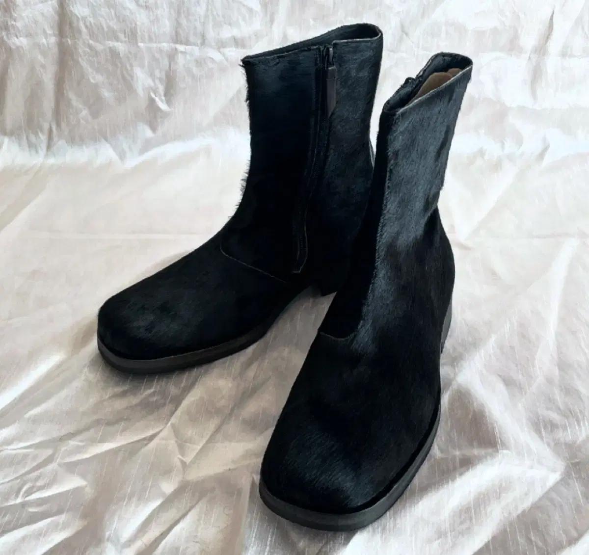 아워레가시) 송치 카미온 44사이즈(SSENSE단독상품) 새제품