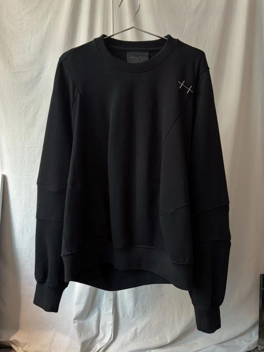 Heliot emil 엘리엇 에밀 맨투맨