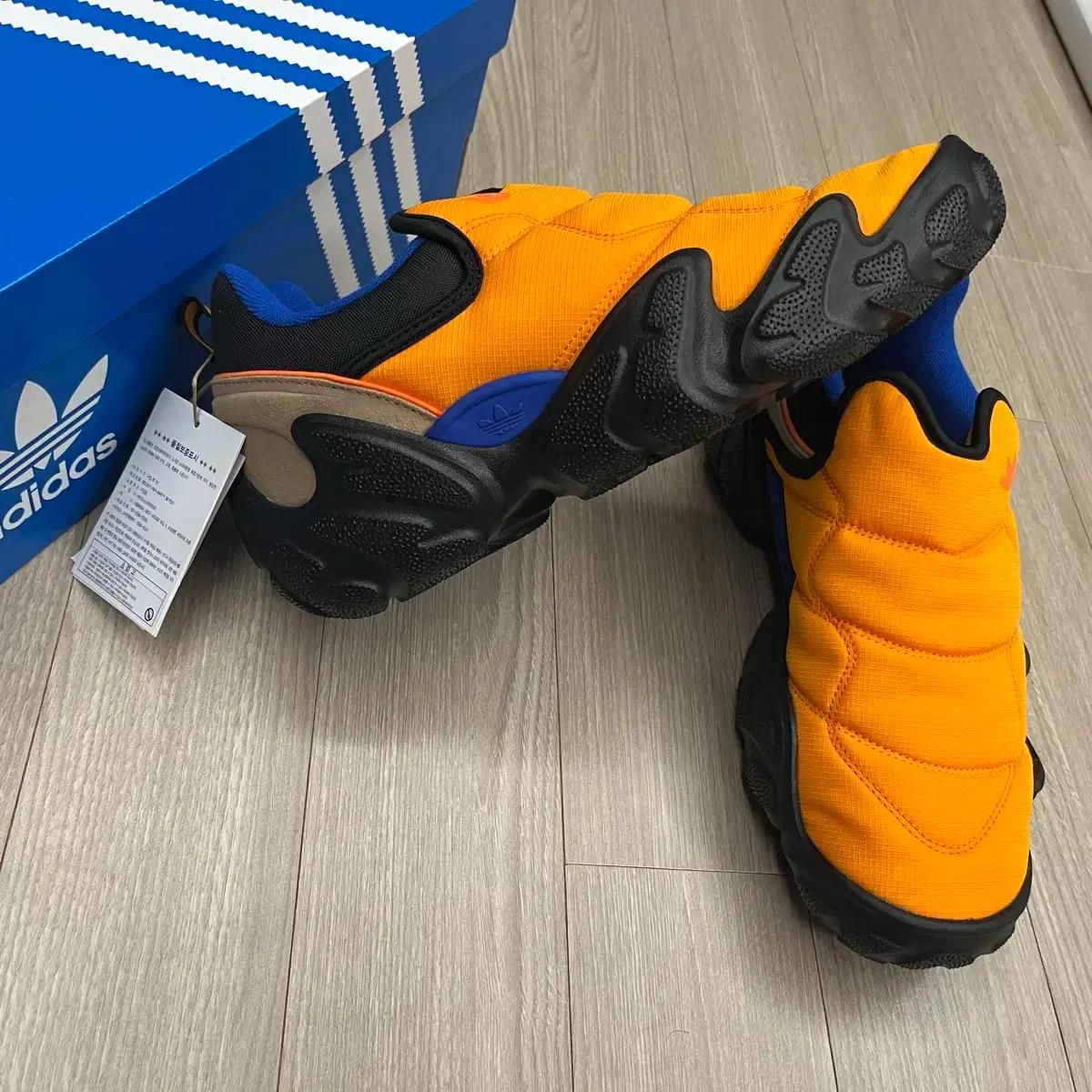 아디다스 방한화 슬립온 영포티 260,265 새제품