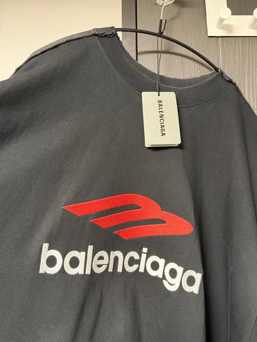 [4] 발렌시아가 3B 스포츠 테이프 아수라 한정판 오버사이즈 반팔