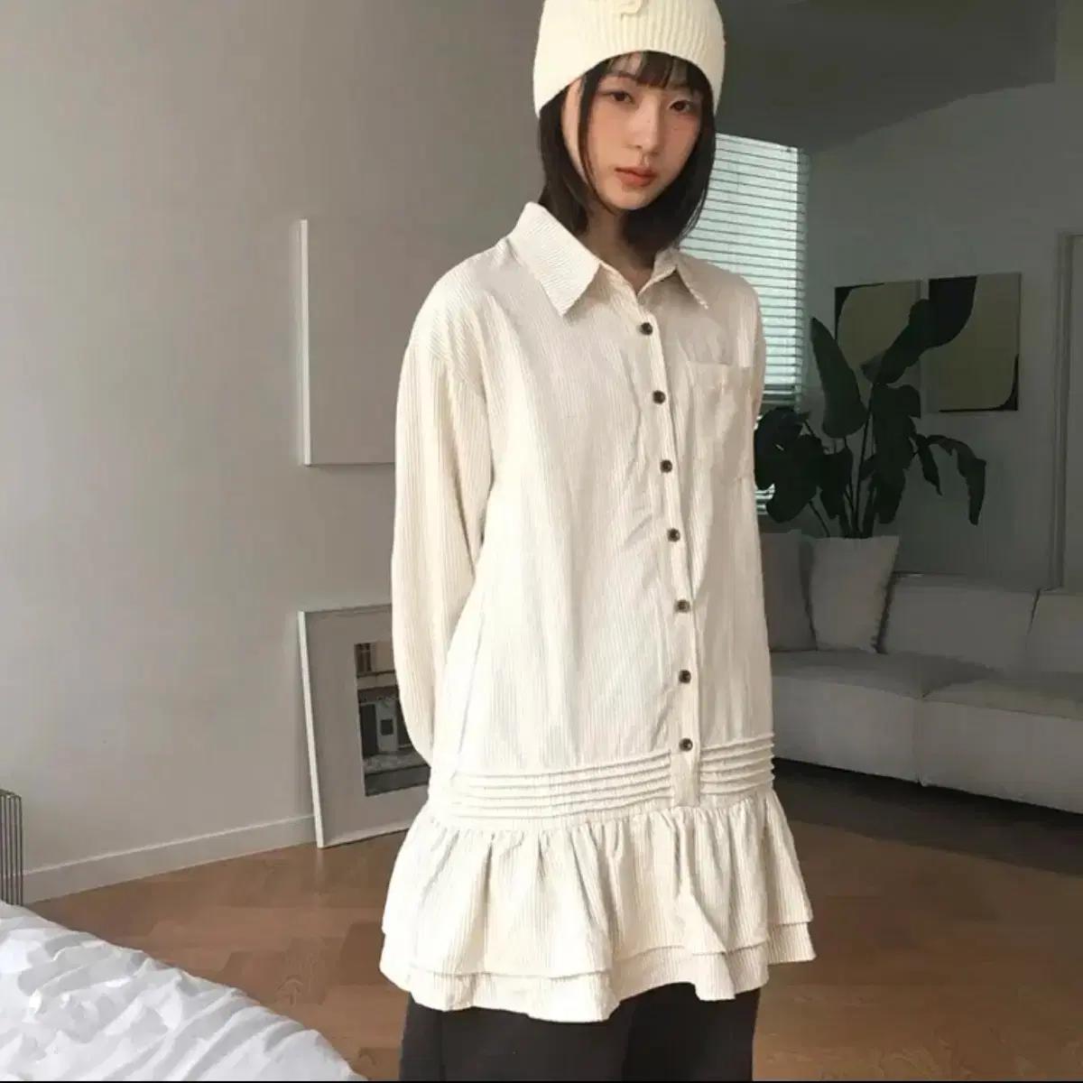 아이보리 코듀로이 셔츠 원피스